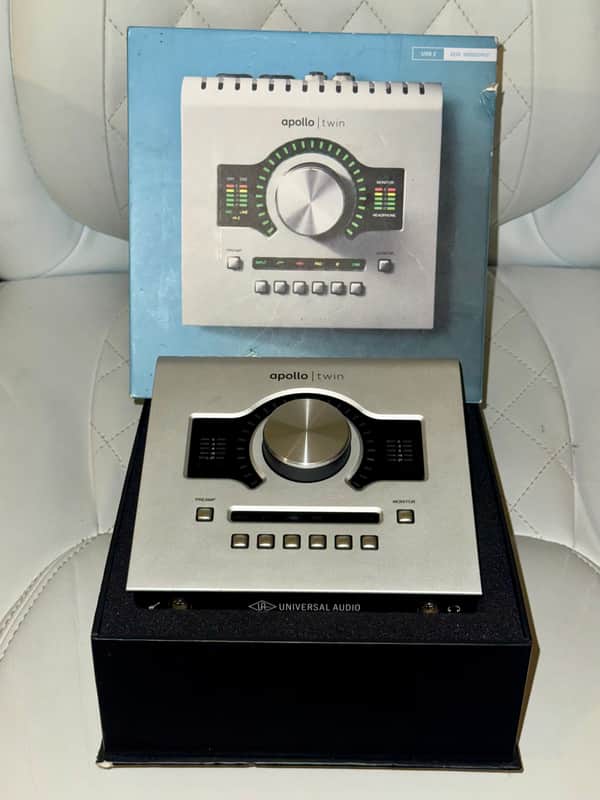 Universal Audio Apollo Twin DUO USB 2015 - Silver and black image 1