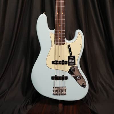 Fender Vintera III Early '60s Jazz Bass - Sonic Blue image 3