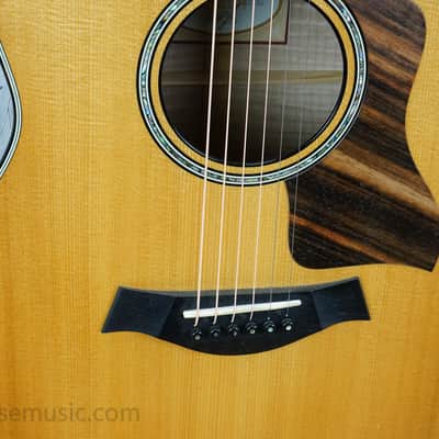 Taylor 618e 2015 – Natural – Extreme Flamed Maple Back & Sides image 12