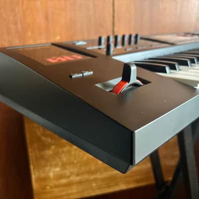 Roland FA-06 61-key Music Workstation w/ power supply image 6