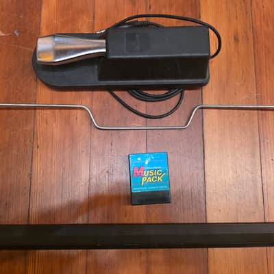 YAMAHA DX7 VINTAGE ELECTRONIC KEYBOARD W/BAG MUSIC REST FOOT PEDAL CARTRIDGE + CUSTOM SOUNDS image 7