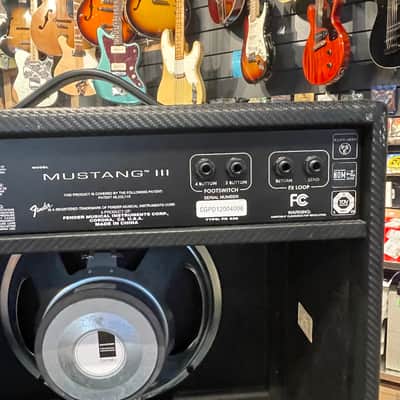 Fender Mustang III 100-Watt 1x12" Modeling Guitar Combo 2011 - 2012 - Black image 9