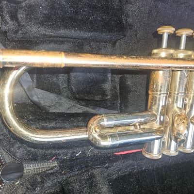 Reynolds Medalist Trumpet, USA, Brass with 7C mouthpiece, case, good condition image 6
