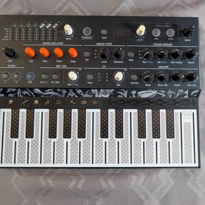 Arturia MicroFreak 25-Key Algorithmic Synthesizer 2019 - Present - Black