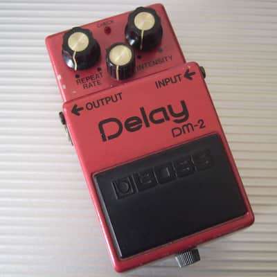 Boss DM-2 Delay Pedal | Reverb