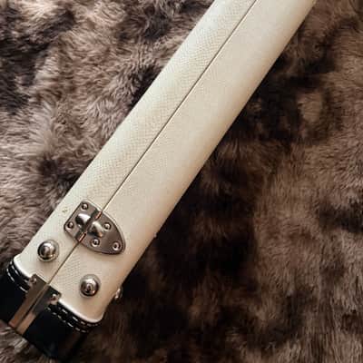 Fender Limited Edition G&G Legacy Series Strat / Tele USA Hard Case - Snake Skin White image 11