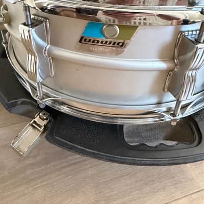 Ludwig No. 404 Acrolite 5x14" 8-Lug Aluminum Snare Drum with Pointed Blue/Olive Badge 1969 - 1979 - Matte Aluminum image 2