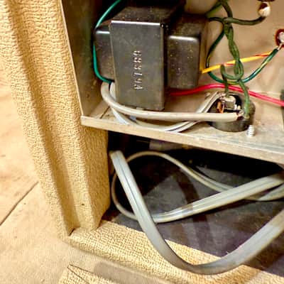 Fender Reverb Unit 1963 - White Tolex image 7