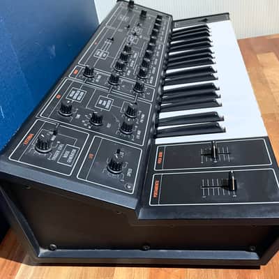 Yamaha CS-10 Monophonic Synthesizer - Black image 2