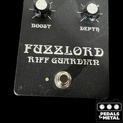 Fuzzlord Riff Guardiar - Black - X17928 image 1