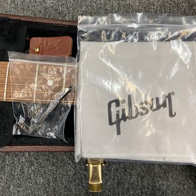 Gibson J-15 2020 - Walnut Burst image 12