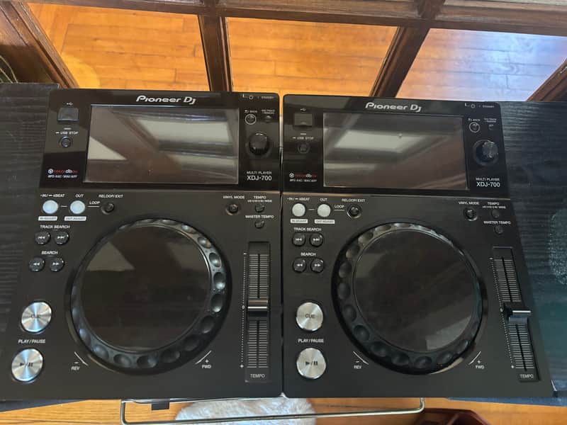Pioneer XDJ-700 rekordbox DJ Digital Deck 2010s - Black image 1