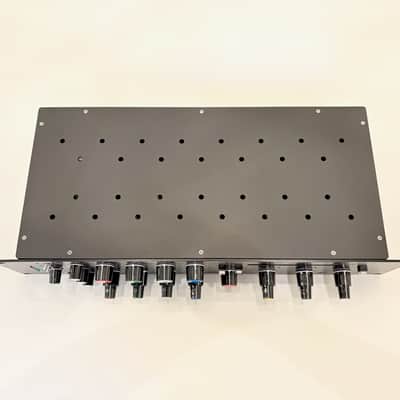 GML 2020 High Resolution Discrete Input Channel Strip with Power Supply - MINT image 8