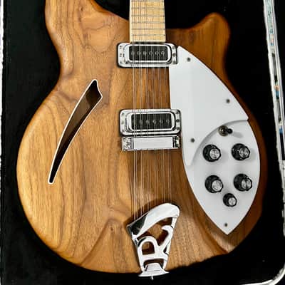 Rickenbacker 360/12W 2018 - Walnut image 3