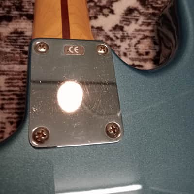 Fender Deluxe Powerhouse Stratocaster 1998 - Lake Placid Blue image 4