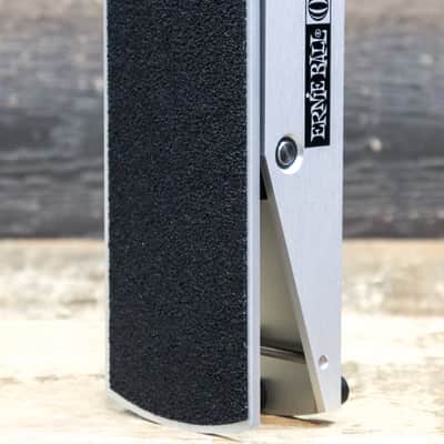 Ernie Ball VP JR. 25K (for Active Electronics) Compact Volume Pedal w/Tuner Out image 2