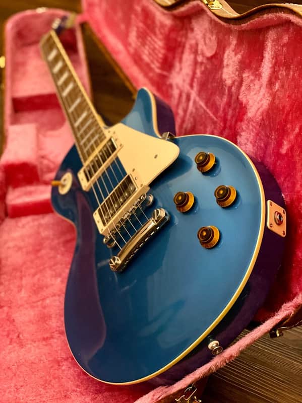 Tokai LS-122 PHB Love Rock Japan in Pelham Blue weight 4.15 KG S/N