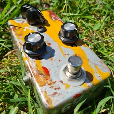 Mastro Valvola Attila buffer & booster Guitar Effects Pedal (Made