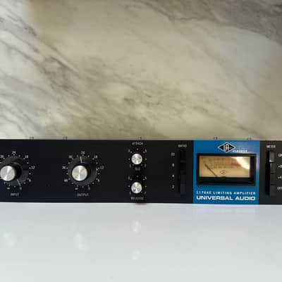 Universal Audio 1176AE Anniversary Edition Limiter 2009 - Black / Blue Stripe image 3