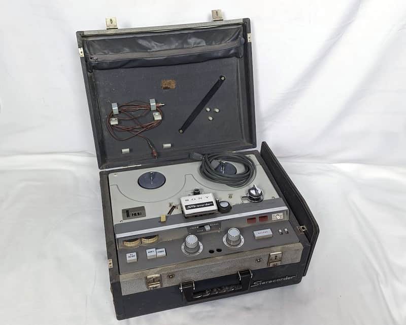 Sony Sterecorder 521 Reel To Reel 2 Or 4 Track TC-521 - 1962 - Grey image 1