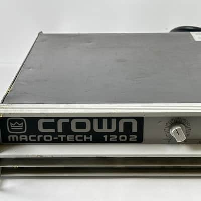 Crown Macro-Tech 1202 Two-Channel Power Amplifier image 4