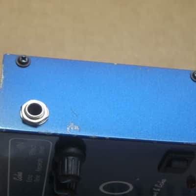 used Visual Sound H2O V1 (with cursive V) Liquid Chorus & Echo early 2000s + battery, strings, and a new set of rubber FEET (NO box / NO paperwork) image 23