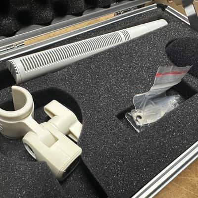 Sennheiser MKH 8000 Shotgun Microphone - Mint In Case! image 3
