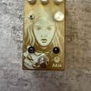 Walrus Audio Julia Chorus / Vibrato V2 Limited Edition - Sweetwater 2021 - Gold