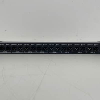 The T.Racks - Eight - Microphone Splitter image 5