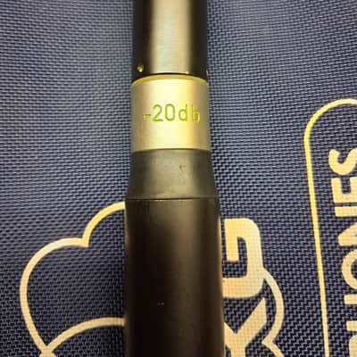 AKC C460B recording omnidirectional mic w/removeable 20dB pad image 4