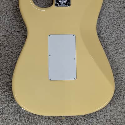 Charvel Pro-Mod So-Cal Style 1 HH FR M, Maple Neck, Vintage White Guitar image 4