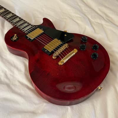 2009 Gibson Les Paul Studio with Gold Hardware - Wine Red Gloss - Free Pro Setup image 4