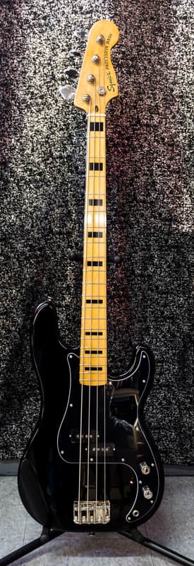 Squier Classic Vibe '70s Precision Bass 2015 - Present - Black image 1