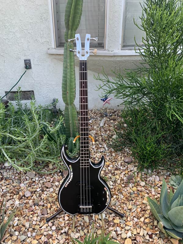 Kramer Aluminum Neck Stagemaster Bass - Black image 1