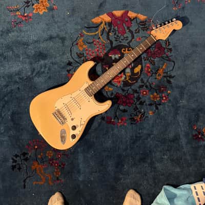 2005 Fender Highway One All original - Honey image 3