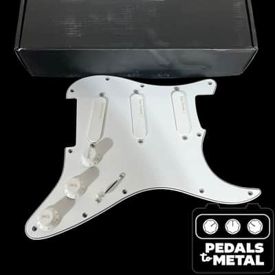 Fender Loaded Pickguard Gold Lace Sensors X16434 image 1
