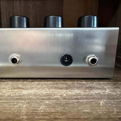 Electro-Harmonix Big Muff Pi With Box 2000 - Present - Silver / Black / Red image 4