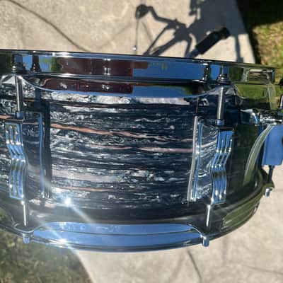 Ludwig LS908 Legacy Mahogany Jazz Festival Reissue 5.5x14" 8-Lug Snare Drum 2019 - Present - Vintage Black Oyster Pearl image 3