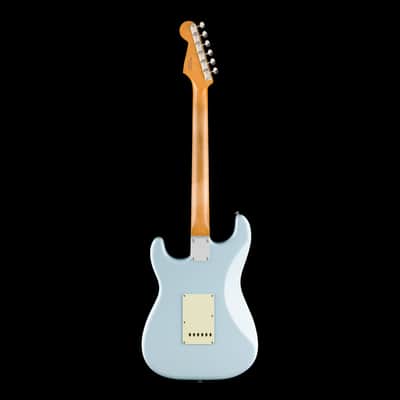 Fender Limited Edition Vintera II Road Worn '60s Stratocaster Sonic Blue with Case image 5