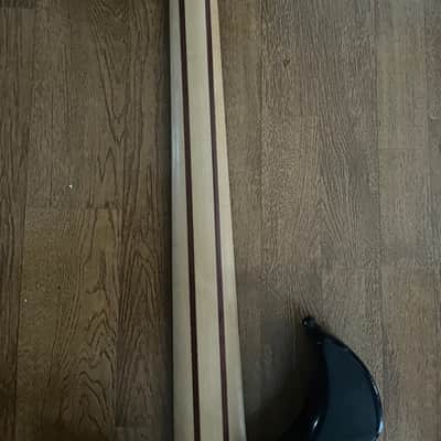 Harley Benton Marquess 5-string bass image 7