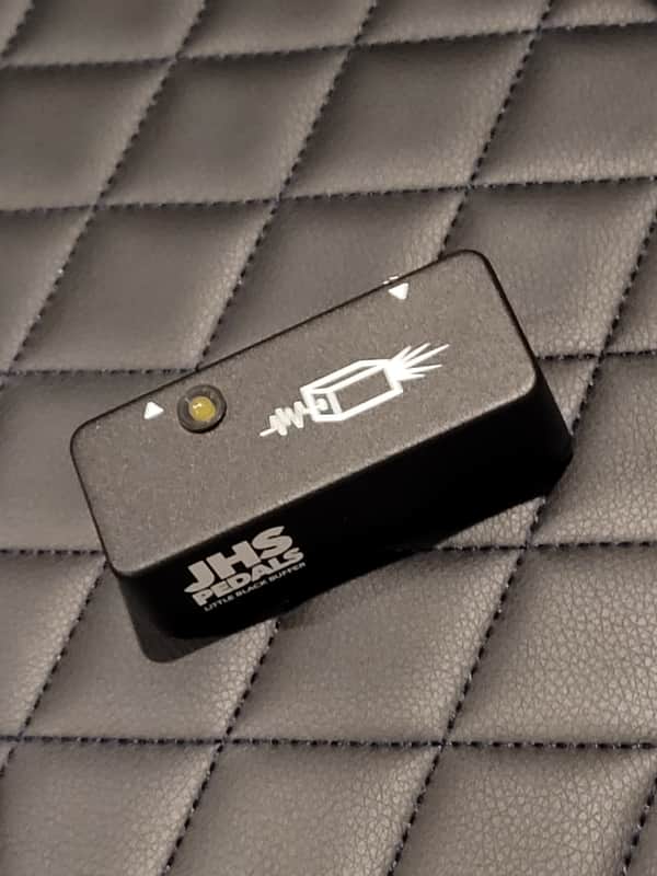 JHS Little Black Buffer