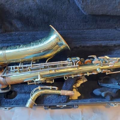 Olds Parisian Ambassador Alto Saxophone, France, Good Condition image 3