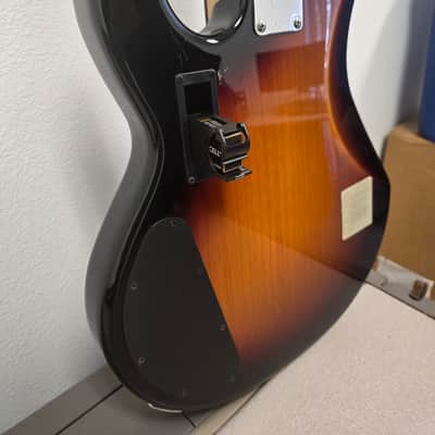 Ernie Ball Music Man StingRay 4 HH 3EQ 2015 - 2019 - Vintage Sunburst image 10