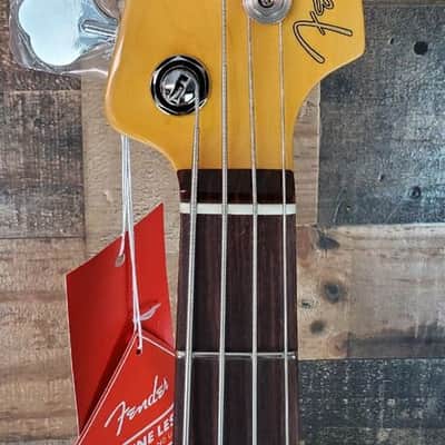 Fender Am Pro II Precision Bass, Olympic White, w/Hard Case, Free Ship, 548 image 9