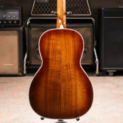 Martin Custom Shop 00 12-Fret Acoustic Guitar - Exceptional Broad Figured Koa with Hardshell Case image 9