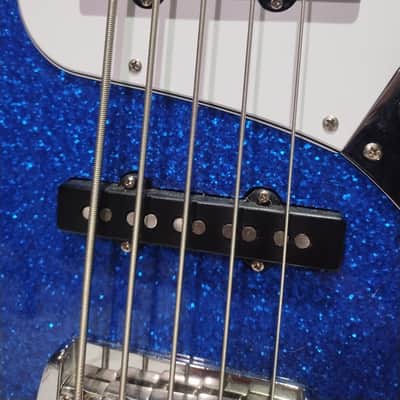 G&L USA JB-5 2017 - Unlined Fretless Quartersawn Neck Blue Metal Flake image 6