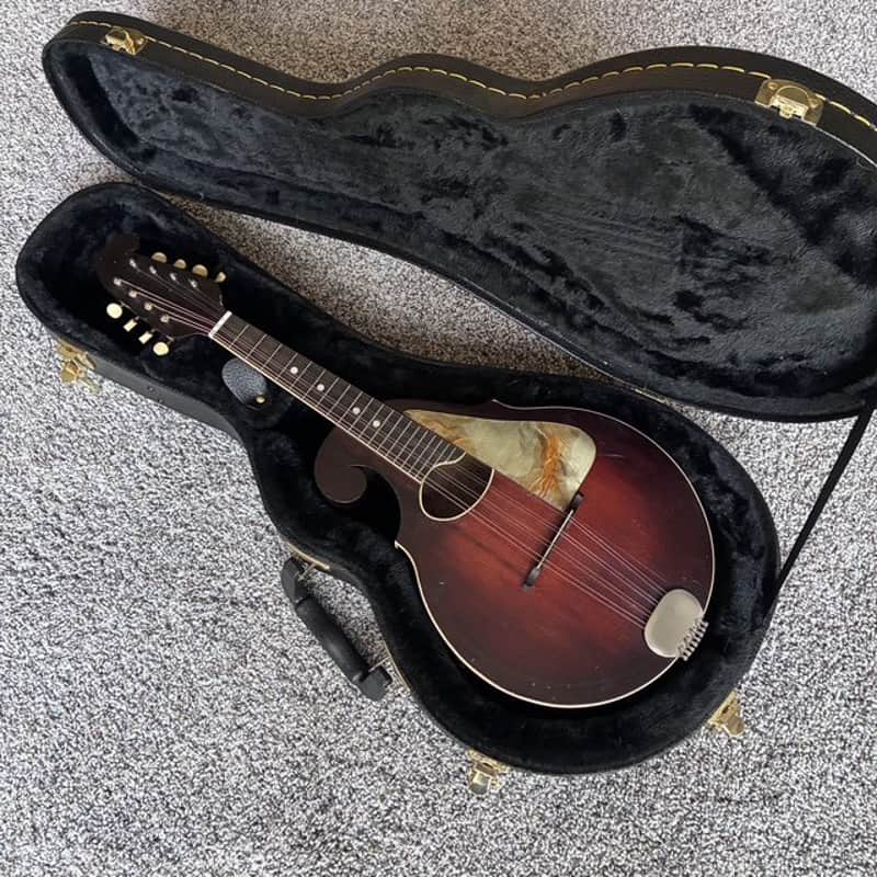 Vintage 1920’s Regal Acoustic Mandolin & Case Reverse Scroll image 1