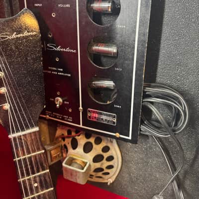 Silvertone 1448 With Case Amp 1962 - 1967 - Black image 4