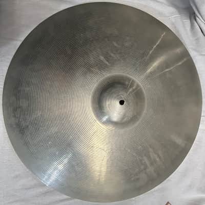 Ludwig Stamp, Paiste 22” Ride 1960’s,  1966 grams image 2