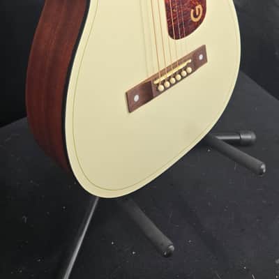 Gretsch Jim Dandy™ Parlor LTD, Walnut Fingerboard, Tortoise Pickguard, Vintage White image 2